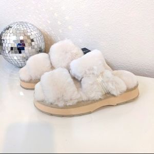 EMU Australia platform fluffy slide sherling